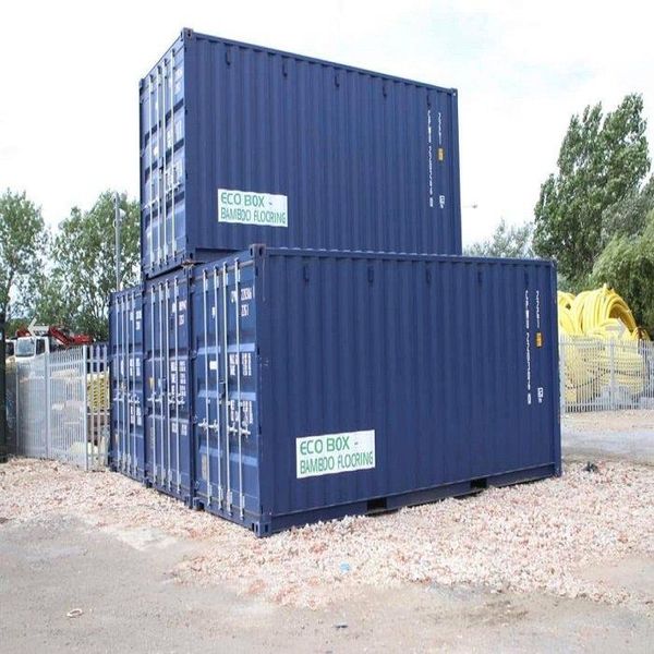 40ft Dry Shipping Container - Close-up Detail