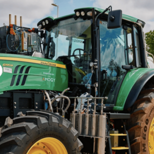 John Deere 20hp to 120hp Rated Power Tractor