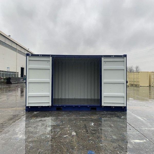 20ft used container in storage