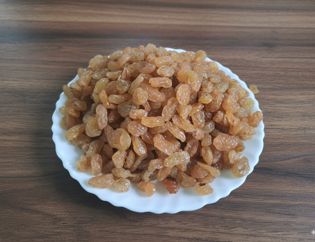 Small Batch Golden Raisins