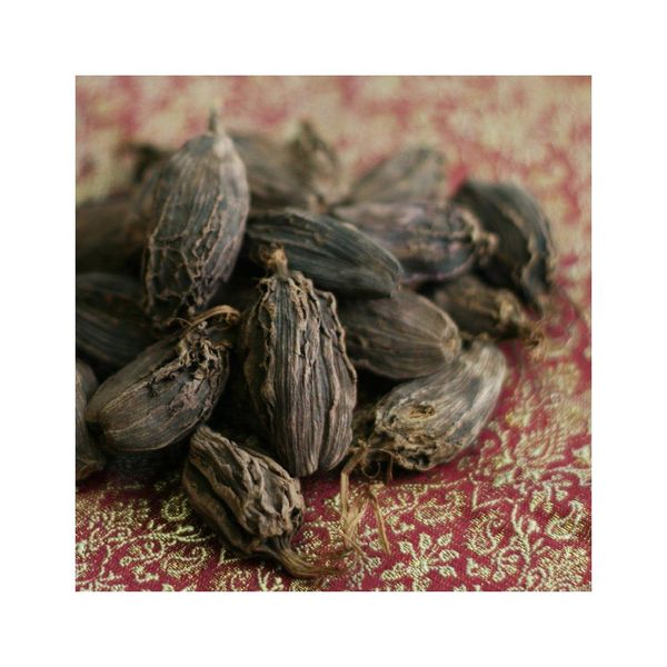 Black Cardamom Pods