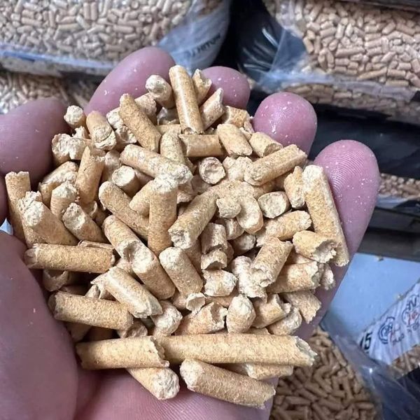 Biomass Wood Pellets - High-Density 6mm Briquettes