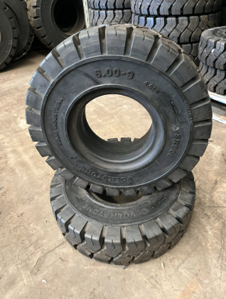 Forklift Tyre - Solid Rubber