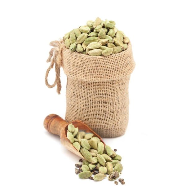 Natural Cardamom for Baking and Blends