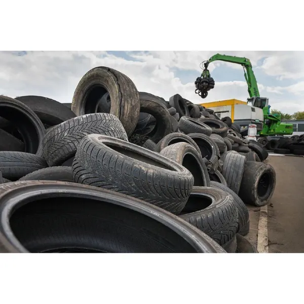 Second hand tyre with good tread condition