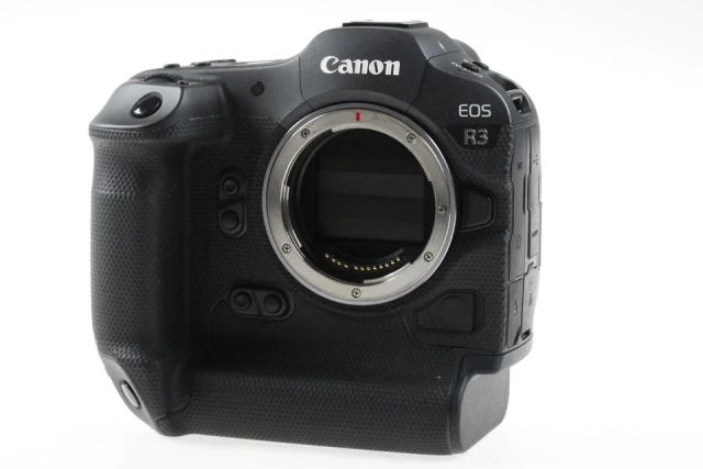 Canon EOS R3 - Side View