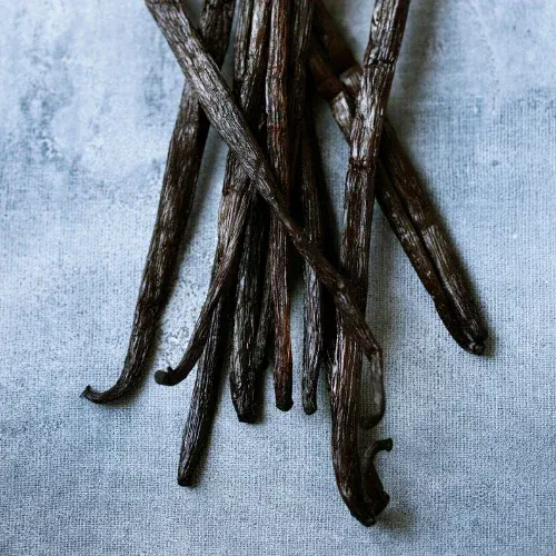 Premium Vanilla Beans Image 3