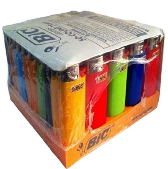 BIC Lighter Maxi J26 Close-up