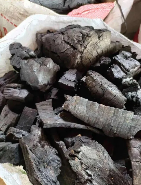 Tamarind Wood and Mix Hardwood Charcoal