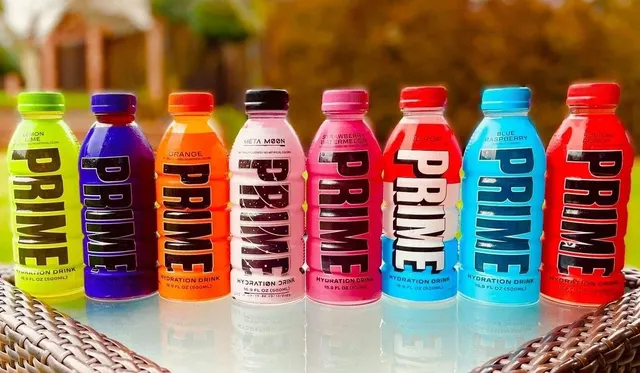 PRIME Hydration Drink 500ml - Bottle close-up