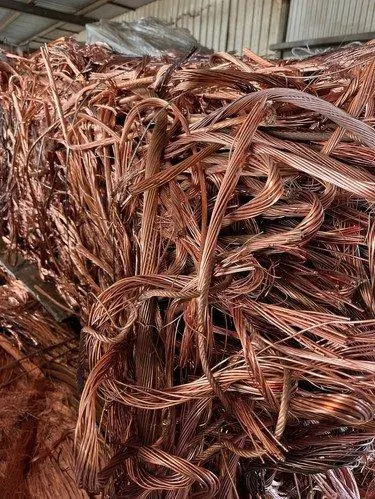 Loose copper wire scrap strands