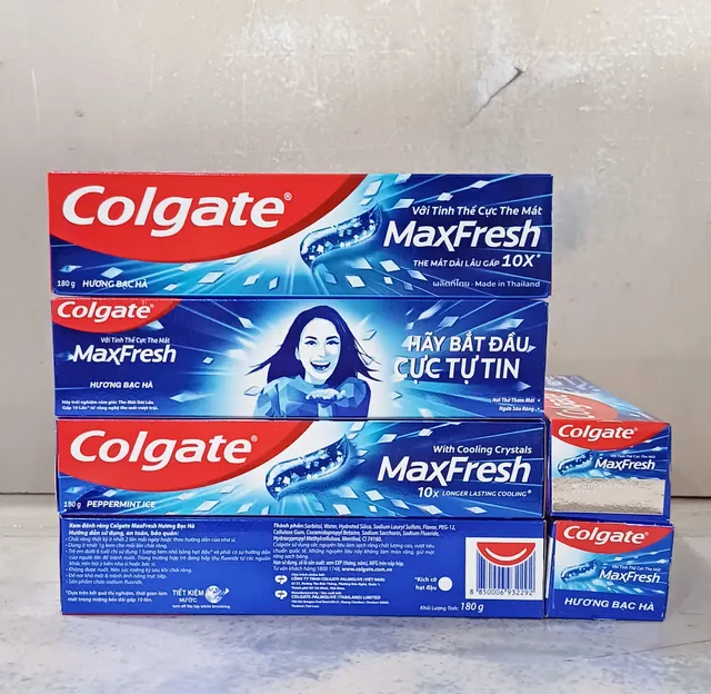Colgate Maxfresh Cool Menthol Toothpaste