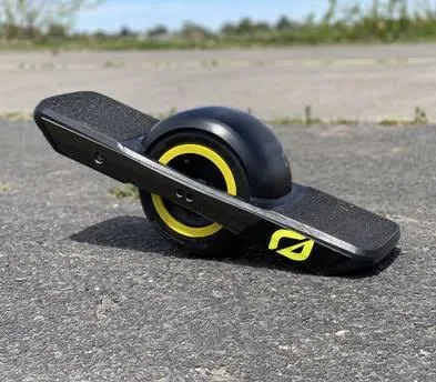 GT Hybrid Electric SkateBoard HoverBoard Profile