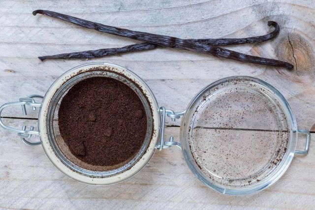 Pure Vanilla Powder Image 1