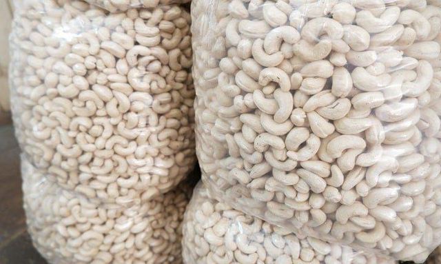 Cashew Nuts W240 Packaging