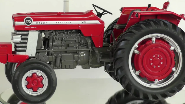 Massey Ferguson 175 Engine Detail