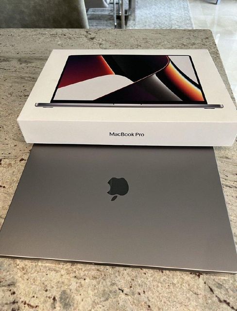 Refurbished Apple MacBook Laptop 5