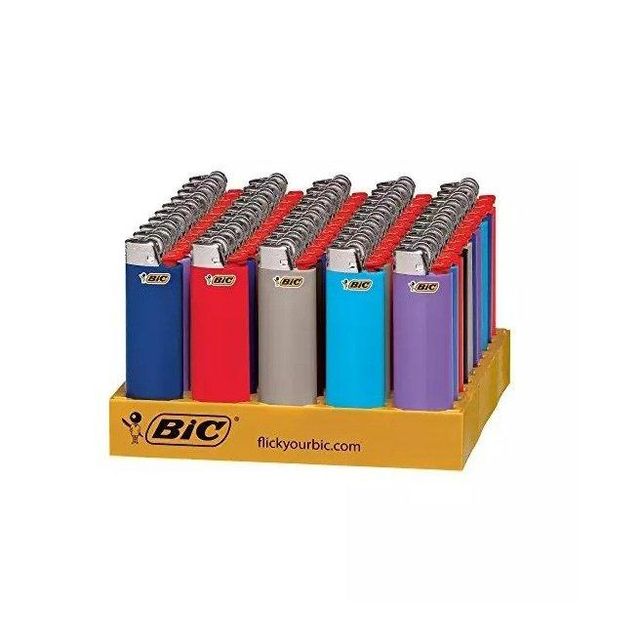 Disposable Bic Lighter with Refillable Design