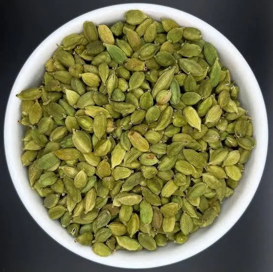 Bulk green cardamom seeds in PP bags