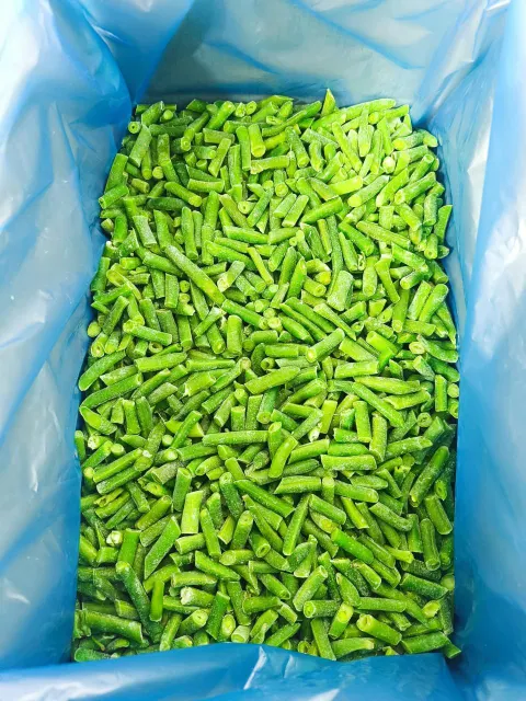 Basket with frozen cut beans