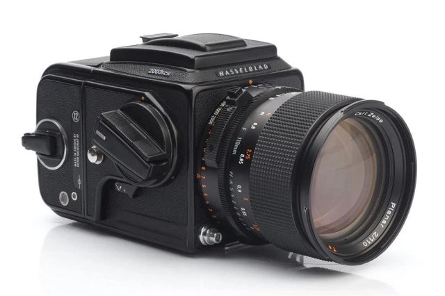 Hasselblad 2003 FCW Front View