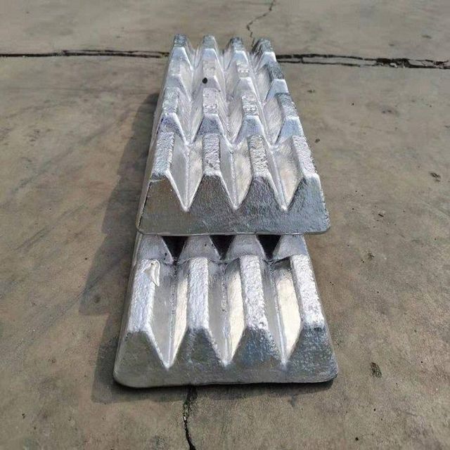 Aluminum Ingots Image 2