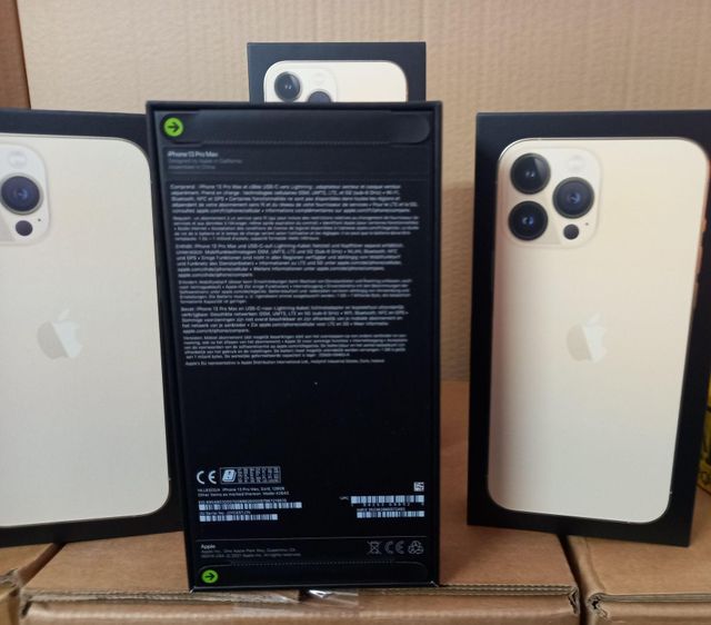 Front view of iPhone 13 Pro Max 256GB