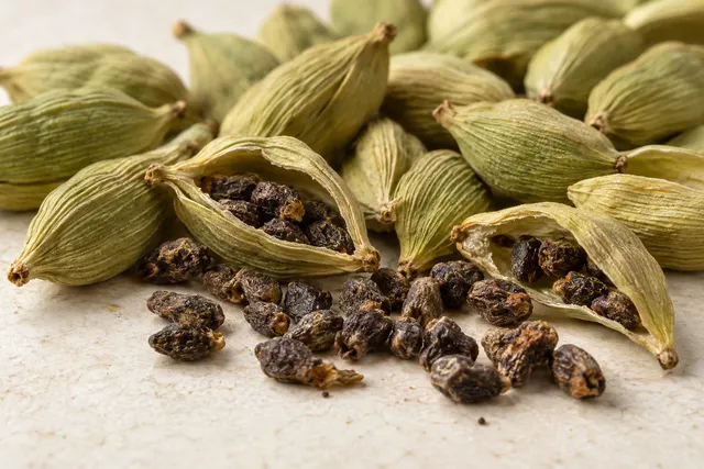 Cardamom Seeds Product Image 2