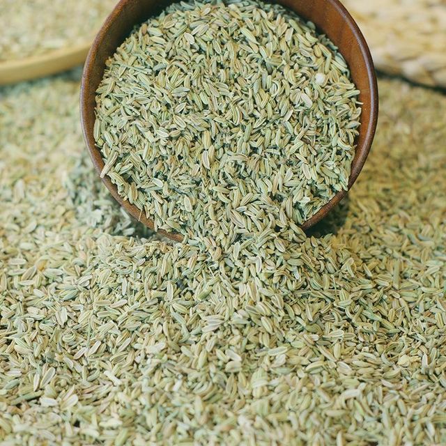 Clean Fennel Seeds for Food Use