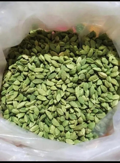 Premium large natural green cardamom seeds close-up