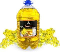 Rapeseed oil in kitchen use