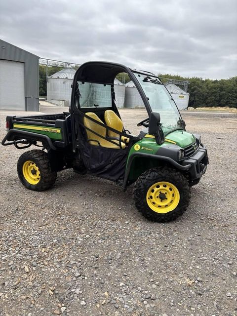 John Deere 2026R Tractor