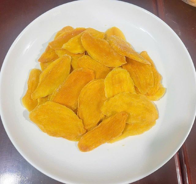 Dried Mango Image 3