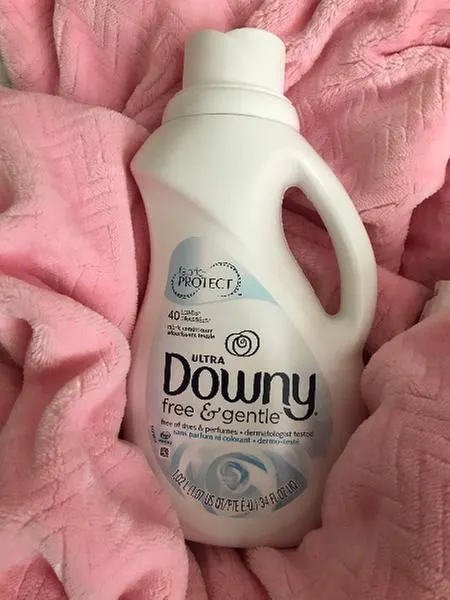 Downy Soft 2 In 1 April Fresh Fabric Softener packaging