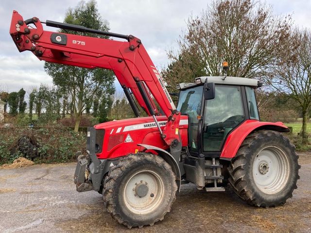 Massey Ferguson 385 2WD/4WD Tractor
