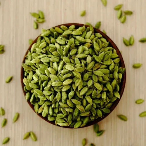 Green Cardamom Image 3