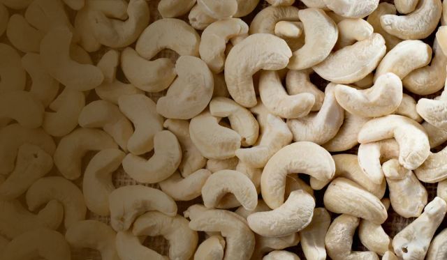 Cashew Nuts Peeled Grade W240