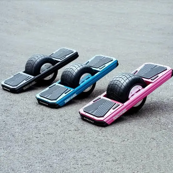 GT Hybrid Electric SkateBoard Front View