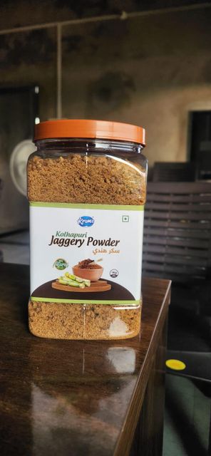 Jaggery powder and chunks assortment