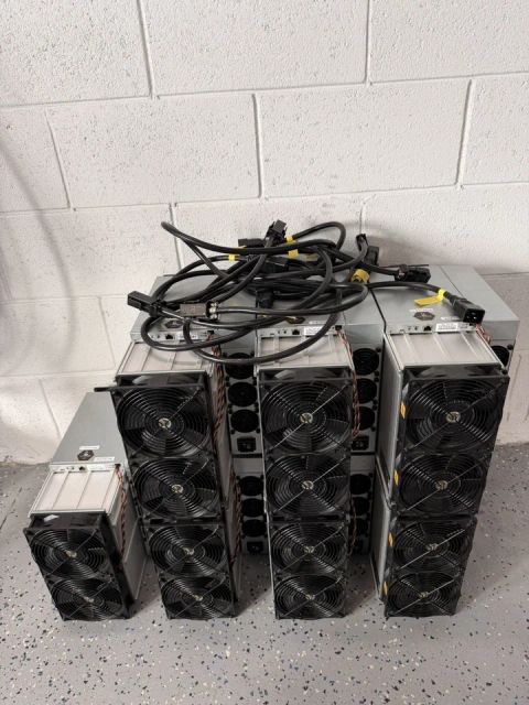 BITMAIN ANTMINER S21+ Top View