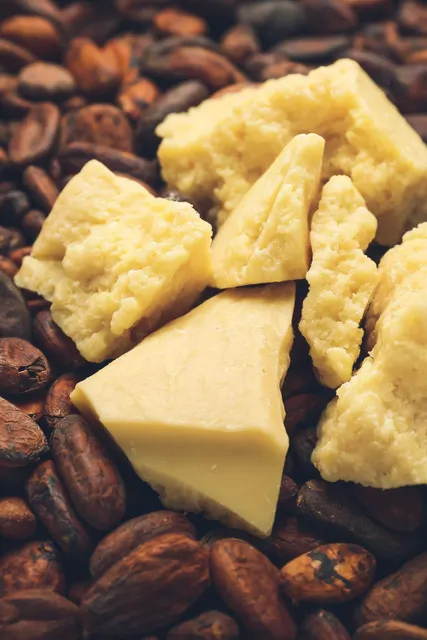 Natural cocoa butter in product storage