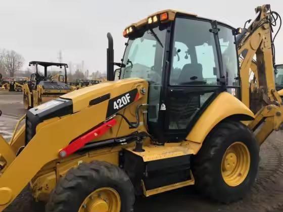 Caterpillar Cat 420F Image 3