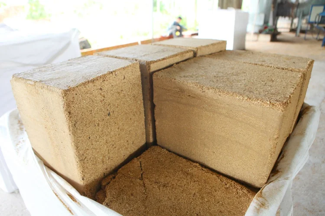 Bulk Pine Shavings