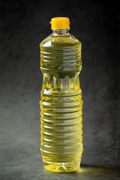 Fresh Yellow Cooking Oil
