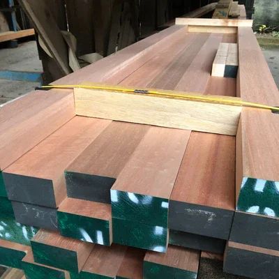 Dark Red Meranti Sawn Wood Log