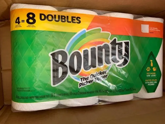 Bounty Paper Towels Roll Close-up