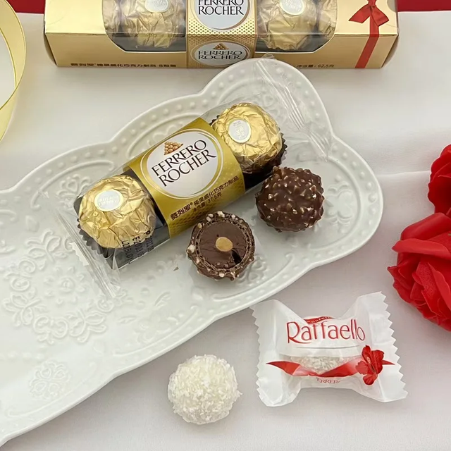 Feerrero Rocher Chocolate Golden Ball - Bulk Packaging