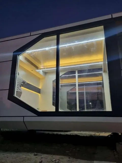 Prefabricated Modular Container House Assembly