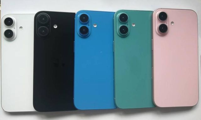 Side View of Used iPhone Pro Max