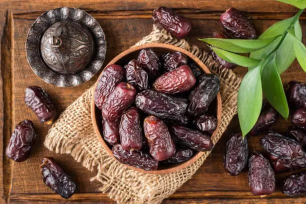 Dates Product Image 2